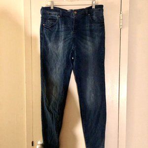 Medium Wash Skinny Jean